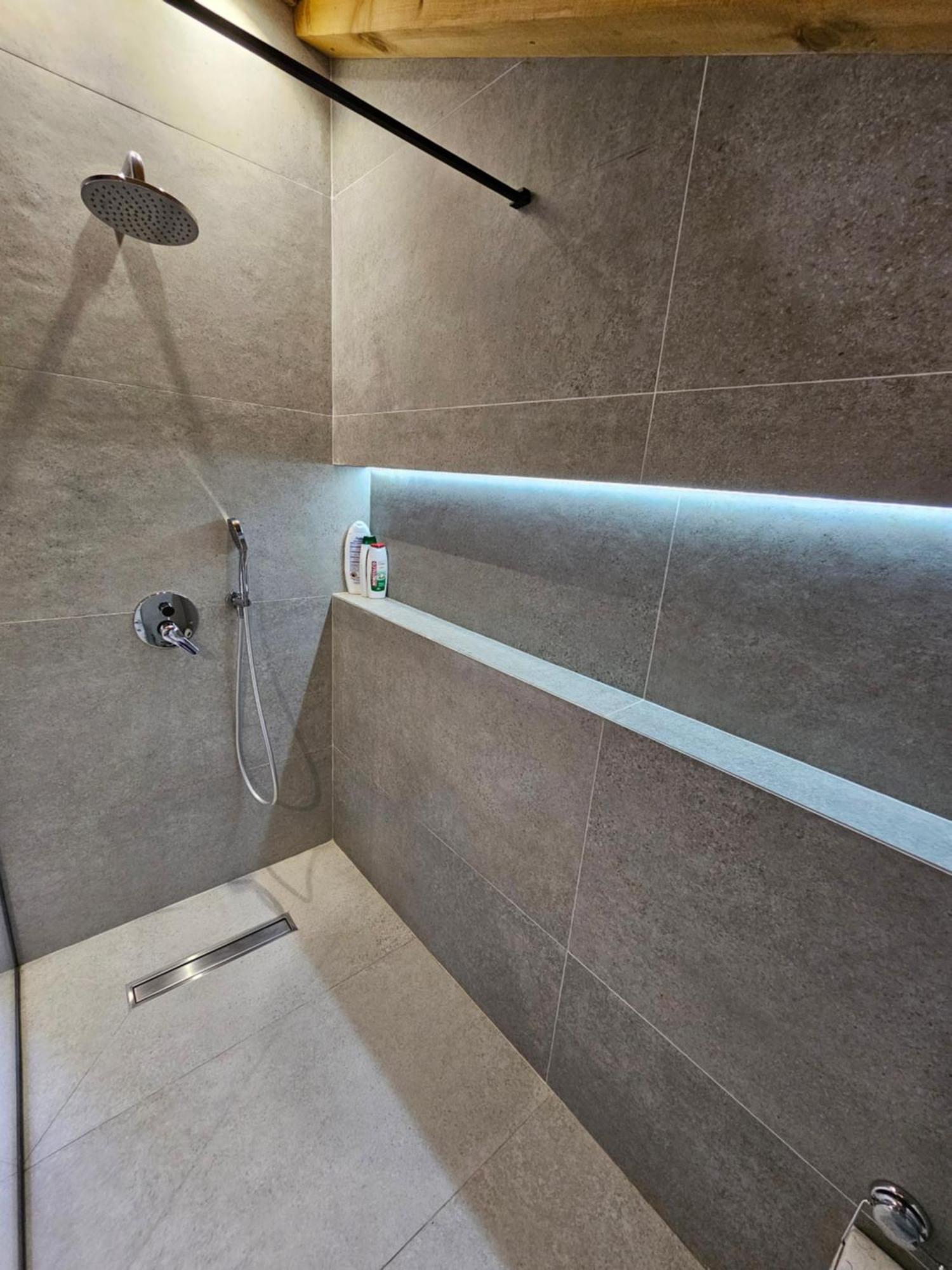 Mati Apartments Prishtina بريشتاين المظهر الخارجي الصورة